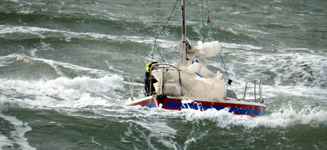 Havarija, sailboat rescue, nesreča jadrnica