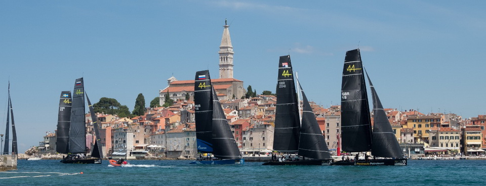 RC44 CUP