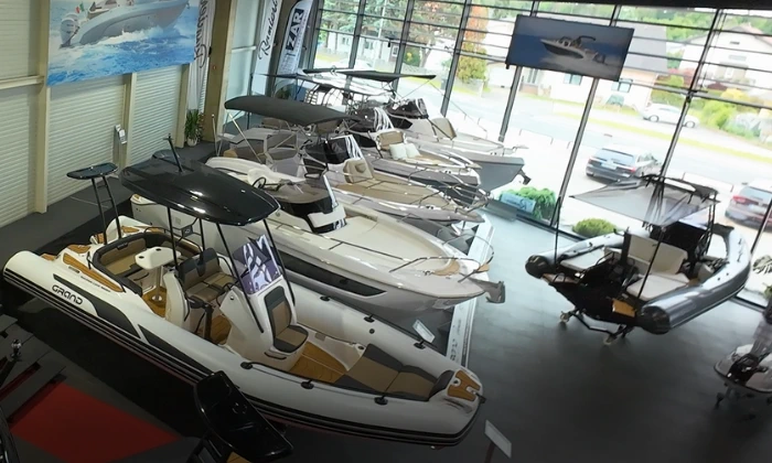 Hišni sejem plovil 2025 v salonu Moto-Nautike