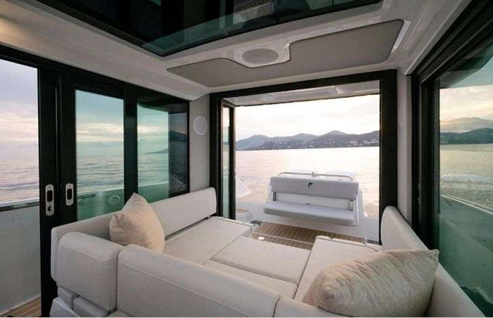 Yamarin_Aura_33 Yamarin_Aura_33