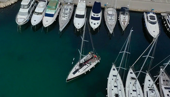 Predavanje: Skipperiranje brez zapletov - ključni manevri za samozavestno plovbo