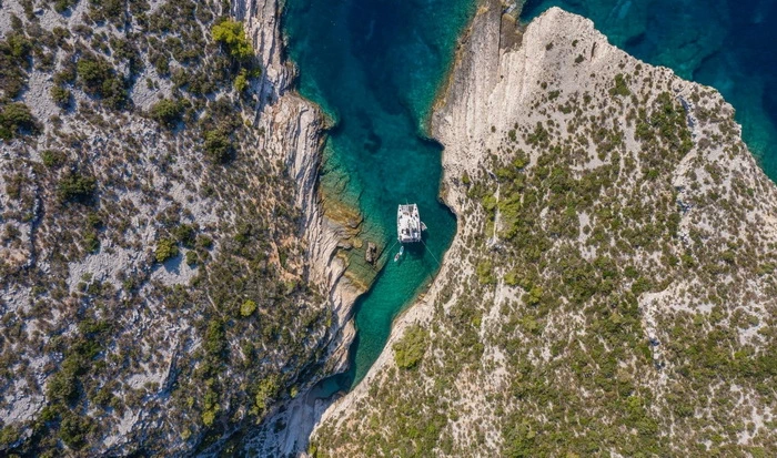 The Lagoon Service Network: 230+ service points for your catamaran