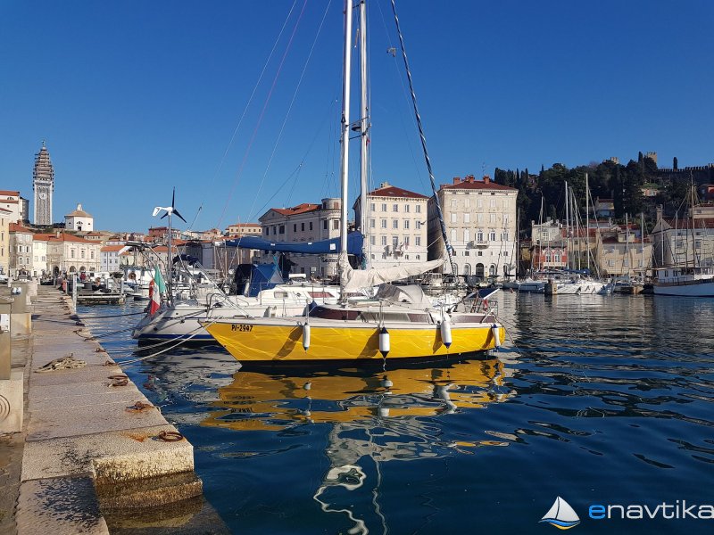 Jadrnica Dehler Sprinta 70