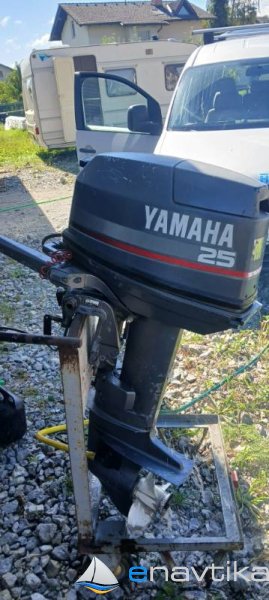 YAMAHA 25