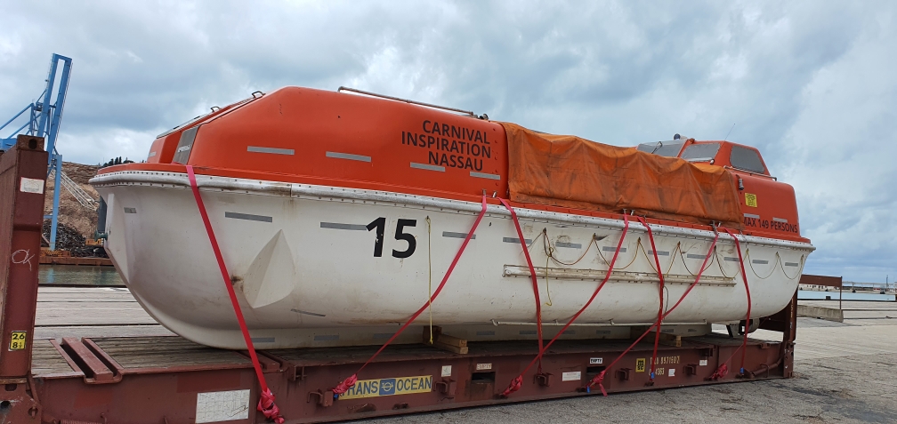 Mali oglasi - Three used LIFEBOATS - 150 pax capacity